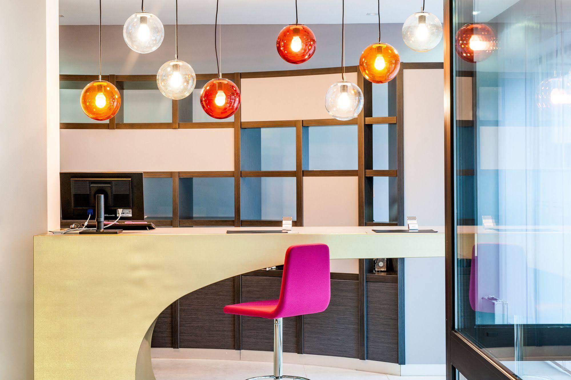 Mercure Hotel Duesseldorf Zentrum Eksteriør billede